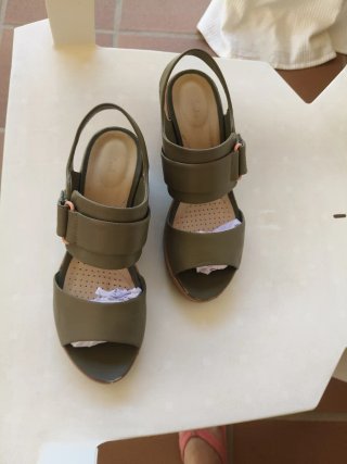 Sandalias Clarks Verde Oliva