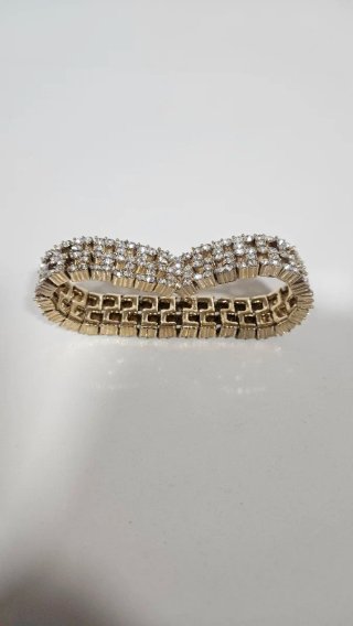 Pulsera elástica con pedrería