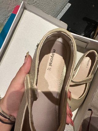Zapatos dorados