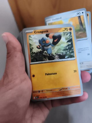 Carta Pokémon Celebi Básico 80 HP