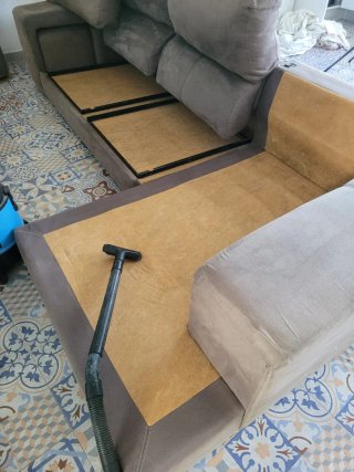 Sofá Chaiselongue 3 metros (Extraíble + 2 Puff)