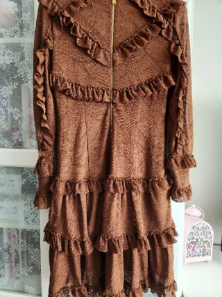 Vestido Highly Preppy volantes marrón T.M
