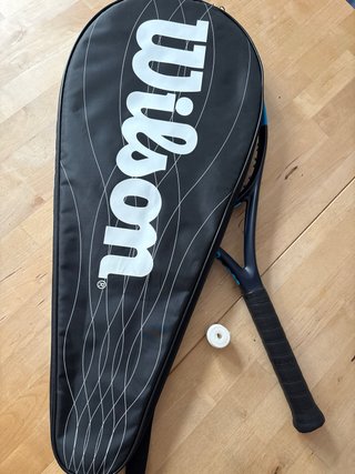 Raqueta Tenis Wilson Ultra 26 + Funda