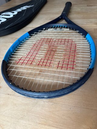Raqueta Tenis Wilson Ultra 26 + Funda