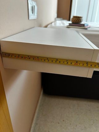 Juego deMesitas de noche flotante blanca con cajon