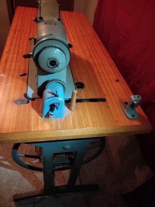 Máquina de coser industrial Alfa