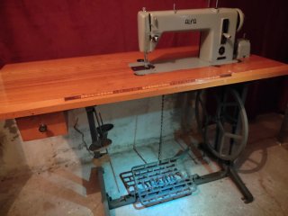 Máquina de coser industrial Alfa
