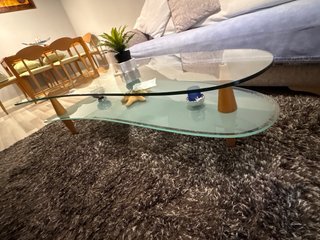 Mesa de centro cristal y madera patas
