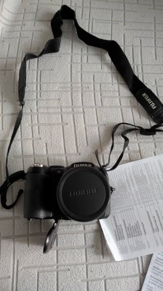 Cámara Fujifilm FinePix S2980 + Accesorios