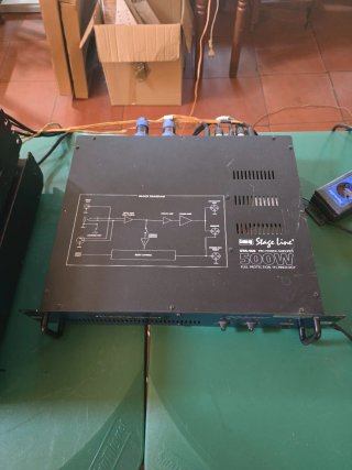 Amplificador 500W con 4 altavoces profesional
