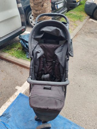 Silla de paseo Hauck negra