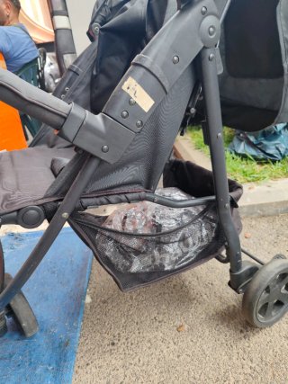 Silla de paseo Hauck negra