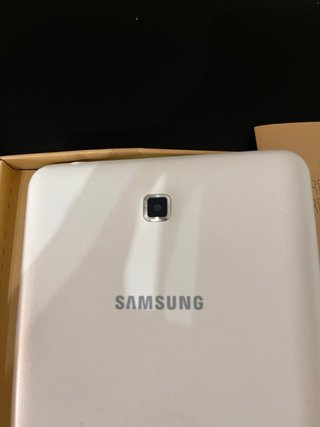 Tablet Samsung SM-T230 Blanca