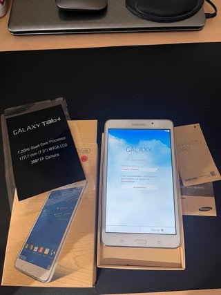 Tablet Samsung SM-T230 Blanca