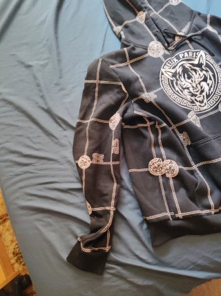 Sudadera con capucha y estampado de tigre