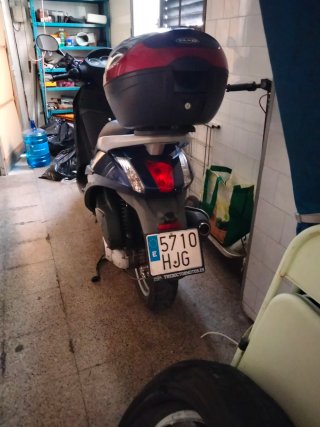 Peugeot Geopolis 250 Scooter