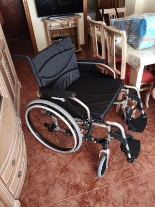 SILLA DE RUEDAS V300 talla XL