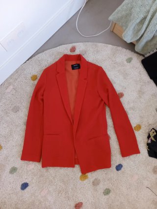Americana Bershka naranja