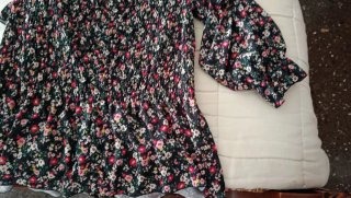 Blusa floral manga larga