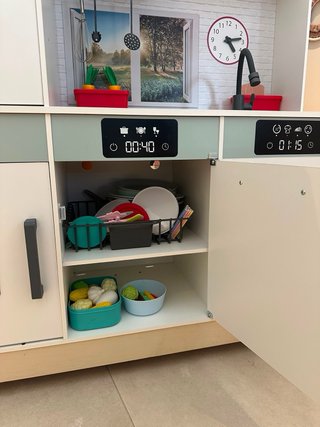 Cocinita de juguete casi nueva