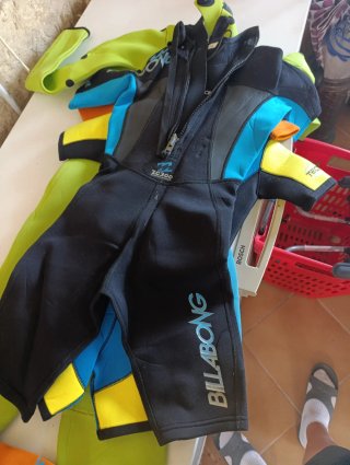 Lote Traje de neopreno infantil