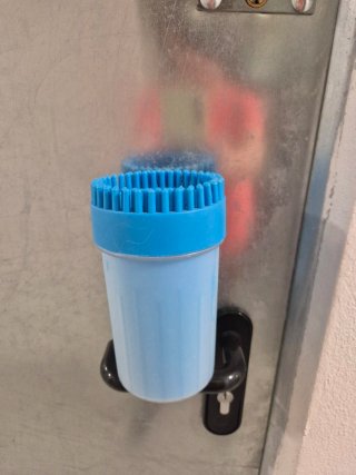 Lavadero de patas para perros azul