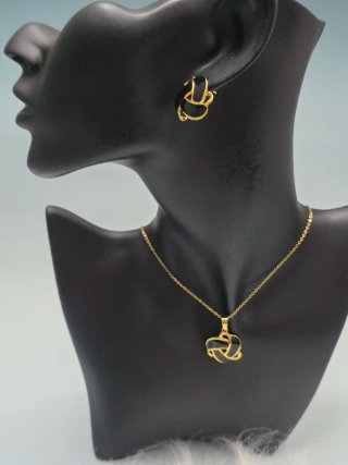 Conjunto Collar y Pendientes Acero Inoxidable