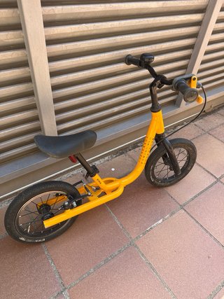 Bicicleta sin pedales Decathlon naranja