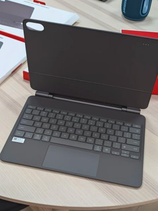 OnePlus Pad 4 + Stylo Pro + Smart Keyboard + Folio