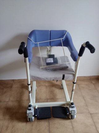 Silla de transferencia como nueva