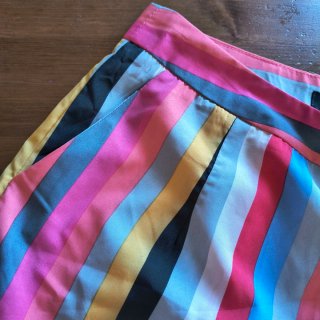 Pantalón pirata October rayas multicolor