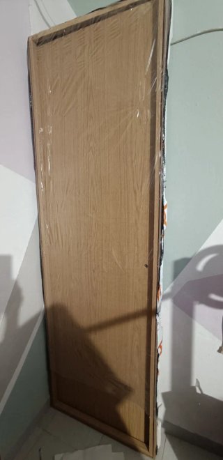 Puerta abatible ciega derecha
