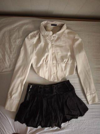 Conjunto Top Corsé y Falda pantalón