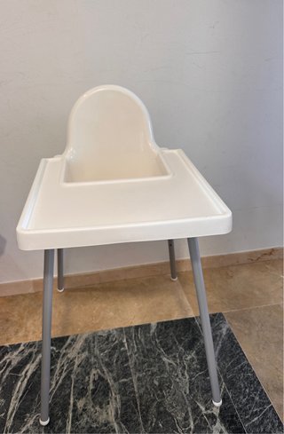Trona Ikea  bebé blanca