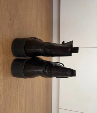 Botas militares negras Massimo Dutti