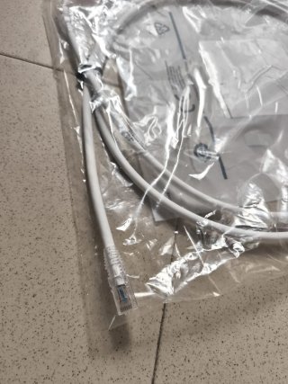 Cable Red CommScope Cat 6A UTP 2M Blanco
