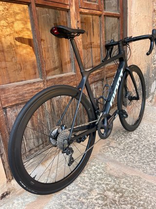 Bicicleta de carretera GIANT TCR CCC TEAM Carbono