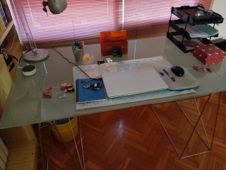 Mesa escritorio cristal y metal Se regala sillón
