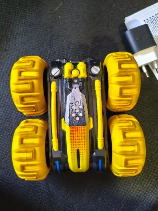 Coche teledirigido doble roll amarillo