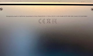 Macbook Air 2020 (Pantalla Rota)