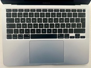 Macbook Air 2020 (Pantalla Rota)