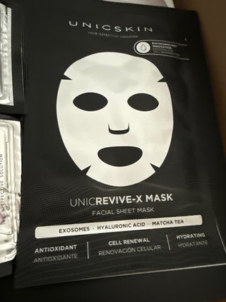 Unicskin Mascarillas Faciales y Ojos