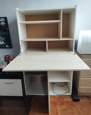 URGE!! Mueble Almacenaje y Escritorio