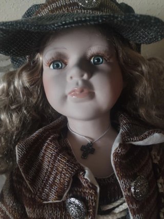 Muñeca estilo rústico años 80-90