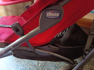 Carro de paseo Chicco rojo