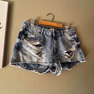 Shorts vaqueros vintage desgastados
