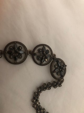 Bracciali con pietre verdi e argento