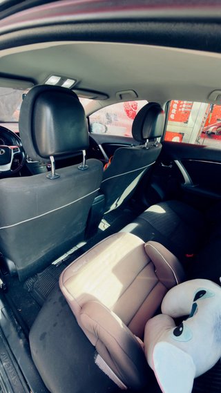 Toyota Avensis 2012