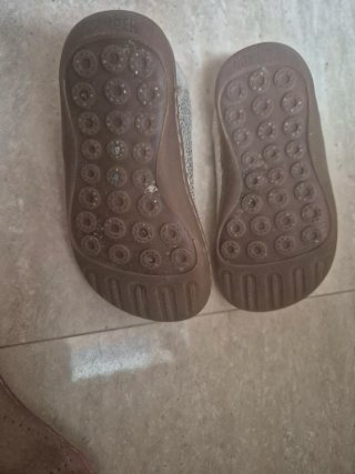 Zapatos barefoot  Camper plateados con cordones
