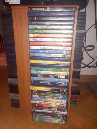Lote DVDs Variados+ Armario